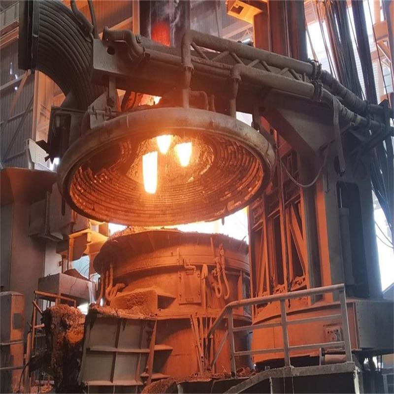 Features of electric arc furnace